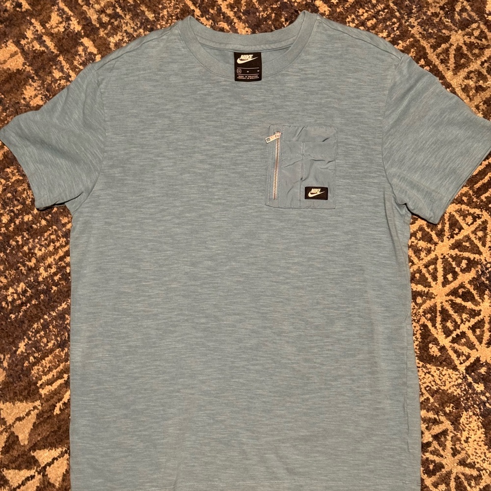 Nike Men's Heather Blue Pocket Tee